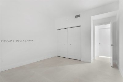 Aluguel de apartamento no 1000 Venetian Way 303