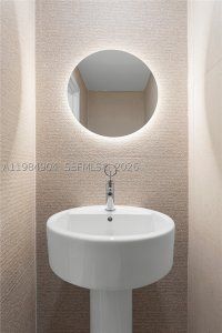 Aluguel de apartamento no 1000 Venetian Way 303