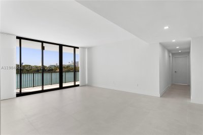 Aluguel de apartamento no 1000 Venetian Way 303