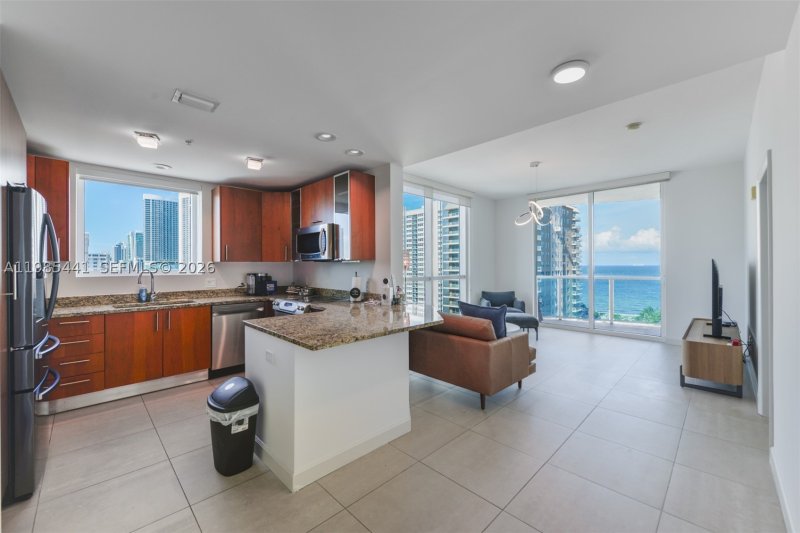 Apartment for rent at Ocean Marine Yacht Club 1114