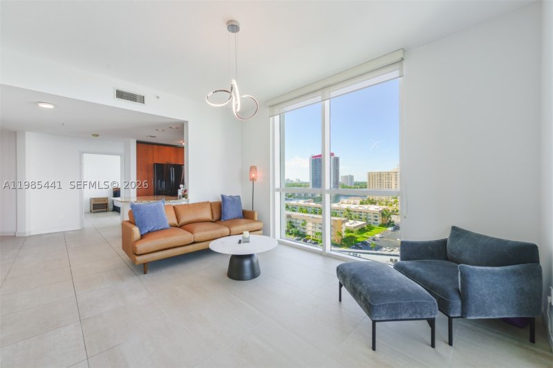 Apartment for rent at Ocean Marine Yacht Club 1114