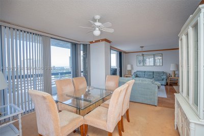 Alquiler de apartamento en Mystic Pointe 500 1401