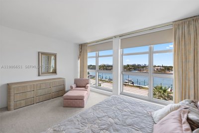 Comprar apartamento en Crystal House 5M