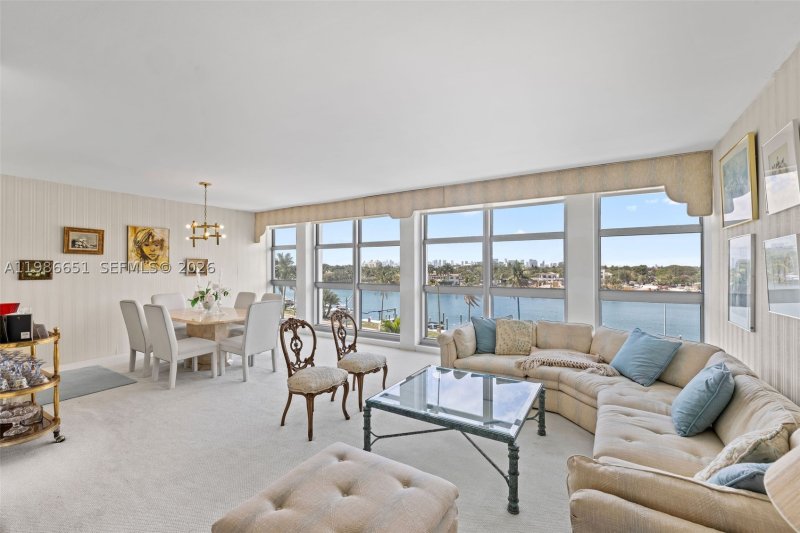 Condo for sale at Crystal House 5M