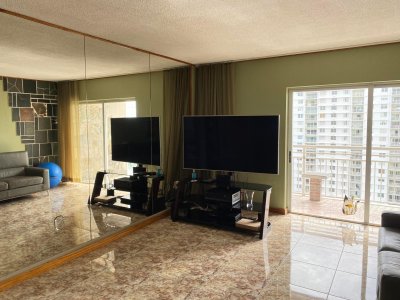 Comprar apartamento en Coastal Towers 1423