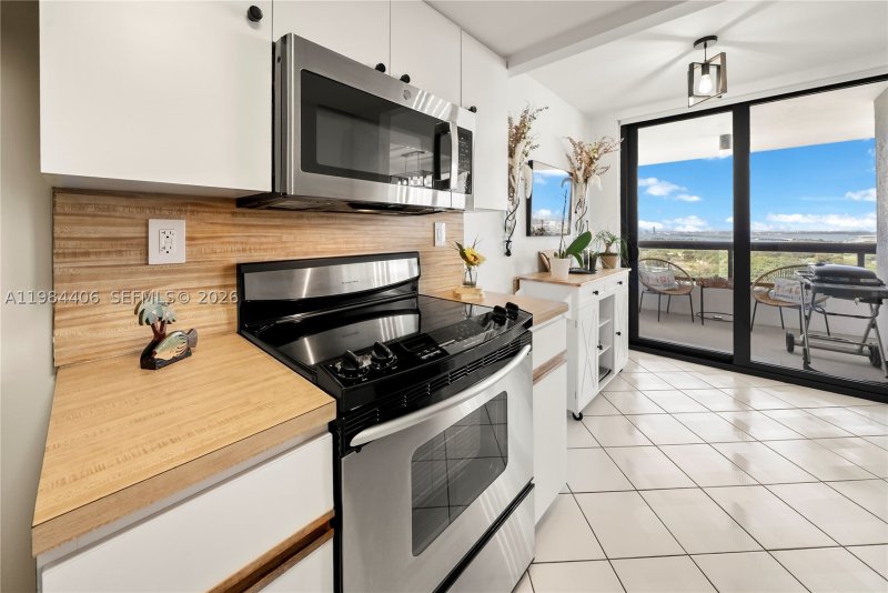 Apartment for rent at Club Atlantis 2402