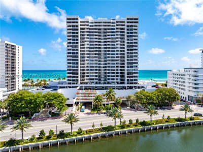 Aluguel de apartamento no Club Atlantis 2402
