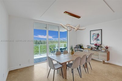 Comprar apartamento no One Fifty One at Biscayne 803