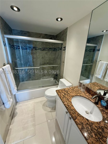 Condo for sale at Tides Hollywood Beach 5W