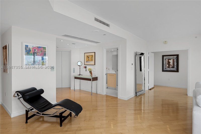Alquiler de apartamento en Porto Vita 701