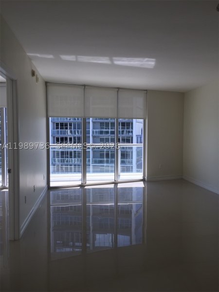 Condo for sale at Icon Brickell Tower I 5111