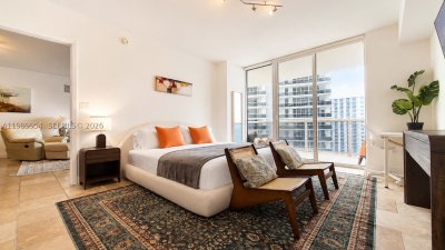 Comprar apartamento no Beach Club Two 4010