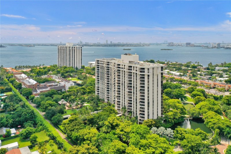 Condo for sale at Towers of Quayside 1 1101