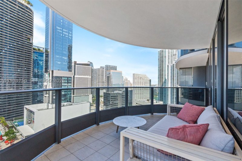 Comprar apartamento en Brickell Flatiron 2812