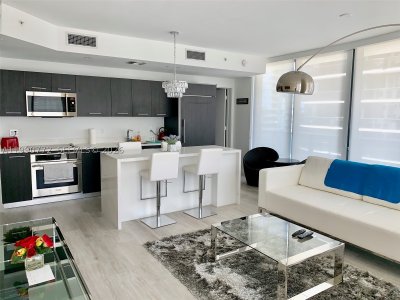 Comprar apartamento no Brickell Heights West 2003