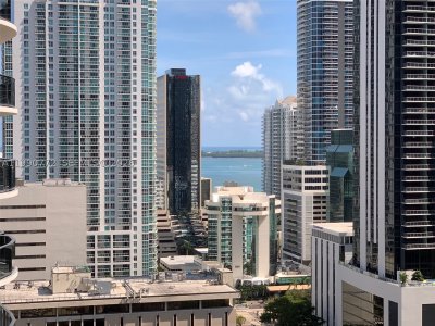Comprar apartamento no Brickell Heights West 2003