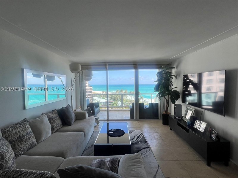 Apartment for rent at Seacoast 5151 1035