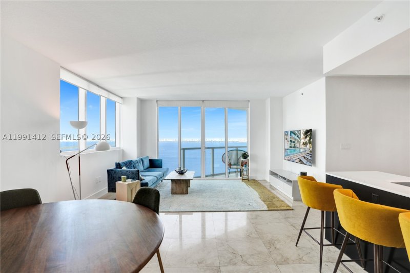 Condo for sale at Onyx On The Bay 2105