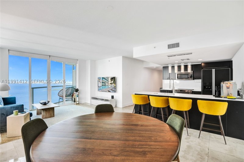 Condo for sale at Onyx On The Bay 2105