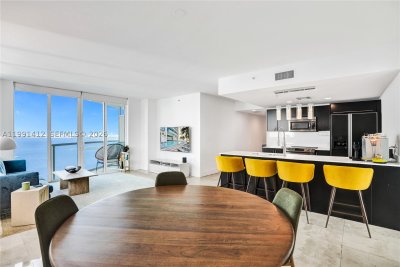 Comprar apartamento en Onyx On The Bay 2105