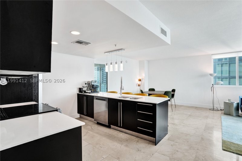 Condo for sale at Onyx On The Bay 2105