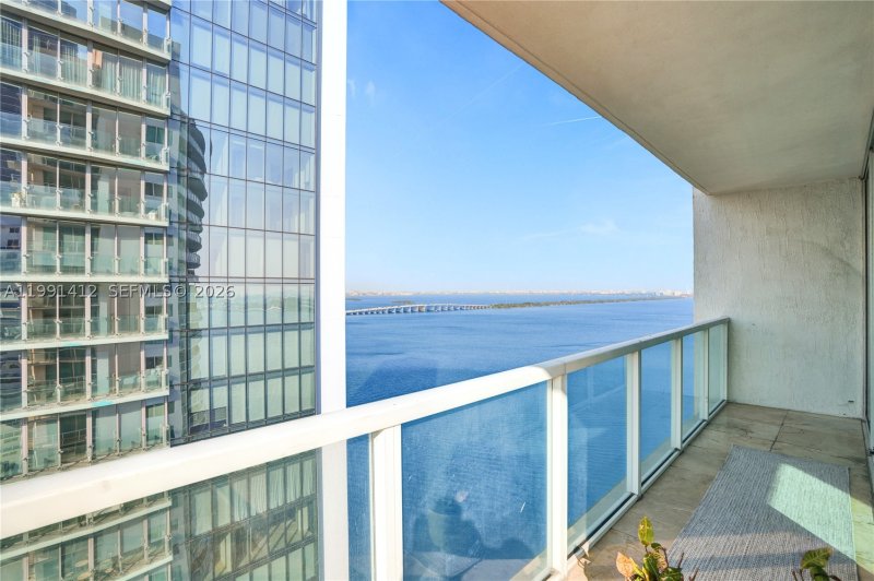 Condo for sale at Onyx On The Bay 2105