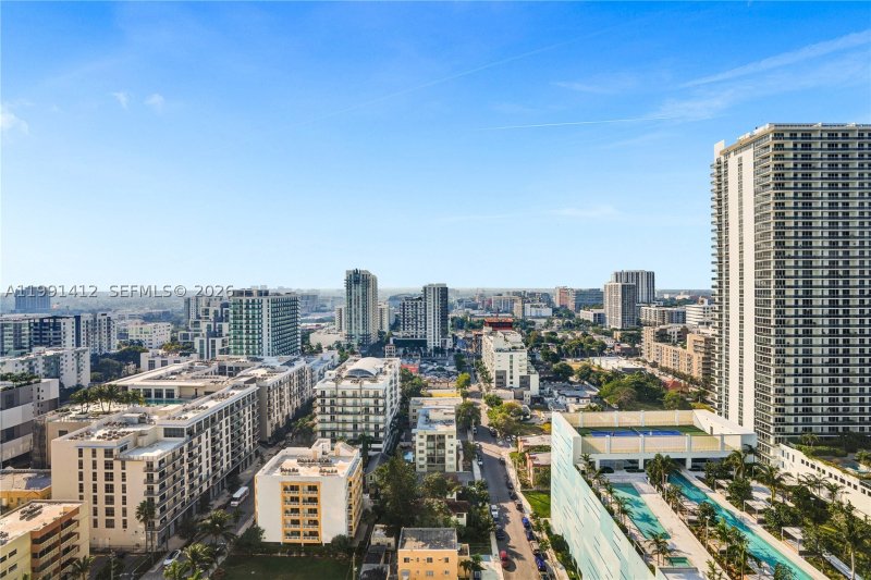 Condo for sale at Onyx On The Bay 2105