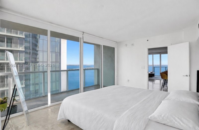 Condo for sale at Onyx On The Bay 2105