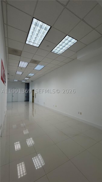 Comprar apartamento no The Club At Brickell Bay 200 D/E/F