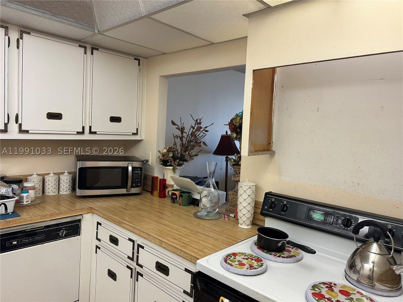 Condo for sale at Towers of Oceanview South 717