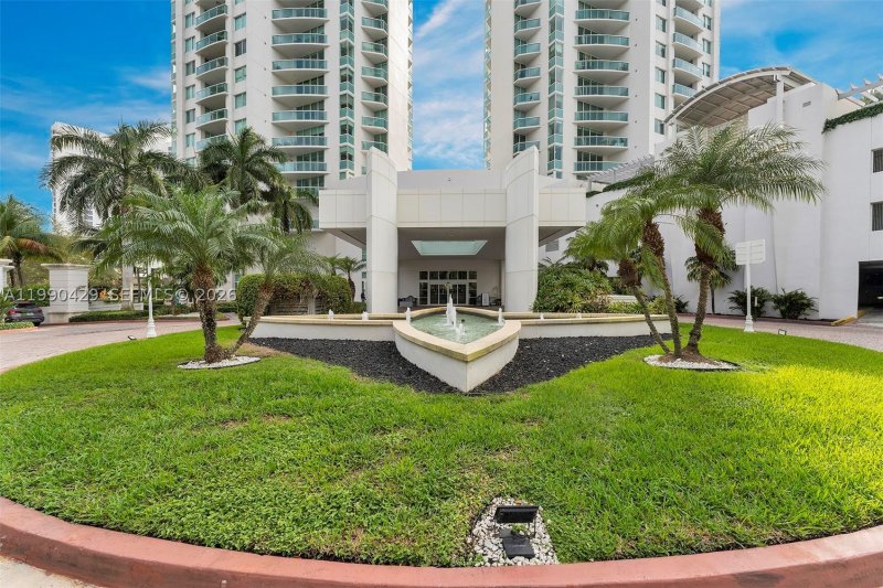 Comprar apartamento en The Parc at Turnberry Isle 2011
