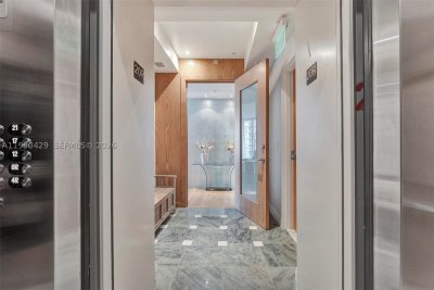 Comprar apartamento en The Parc at Turnberry Isle 2011