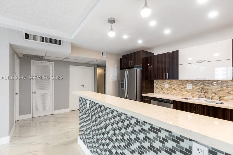Apartment for rent at Ocean View 507