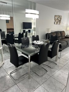 Alquiler de apartamento en Le Frontenac 203