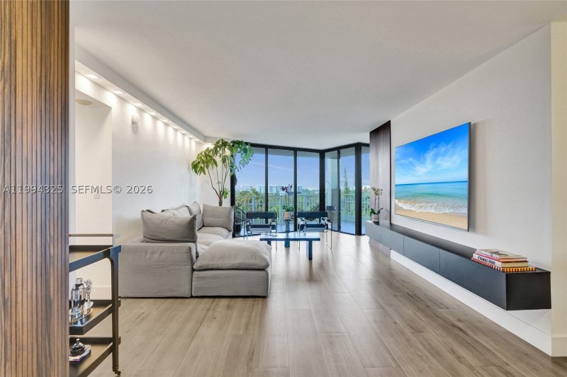 Condo for sale at Towers of Quayside 1 707