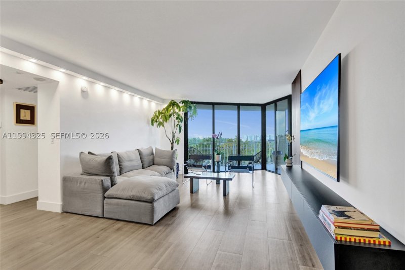 Condo for sale at Towers of Quayside 1 707