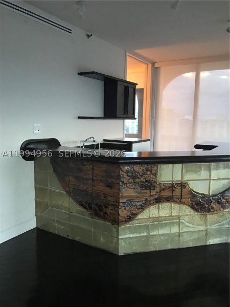 Comprar apartamento no Turnberry Isle TS-4