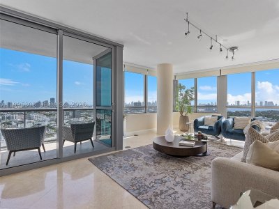 Aluguel de apartamento no Setai 3002