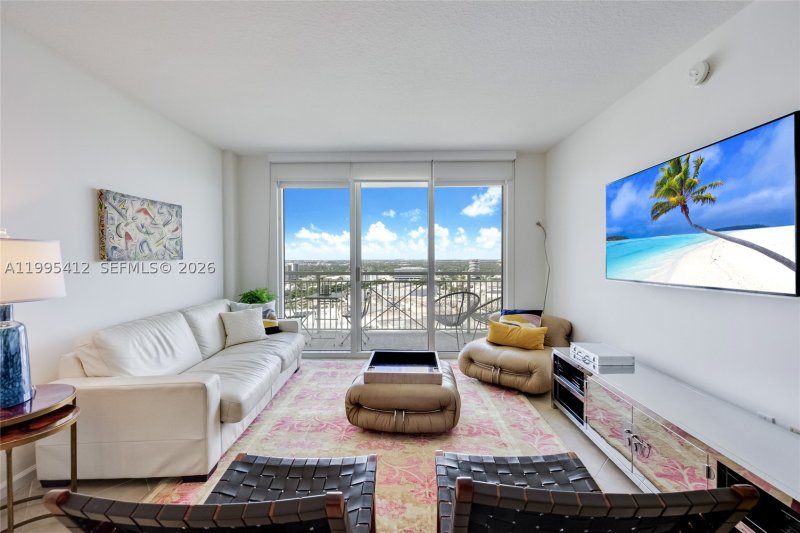 Condo for sale at Turnberry On The Green 2412