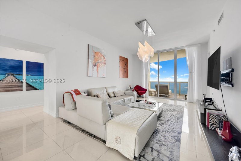 Alquiler de apartamento en Trump Tower Two 2104