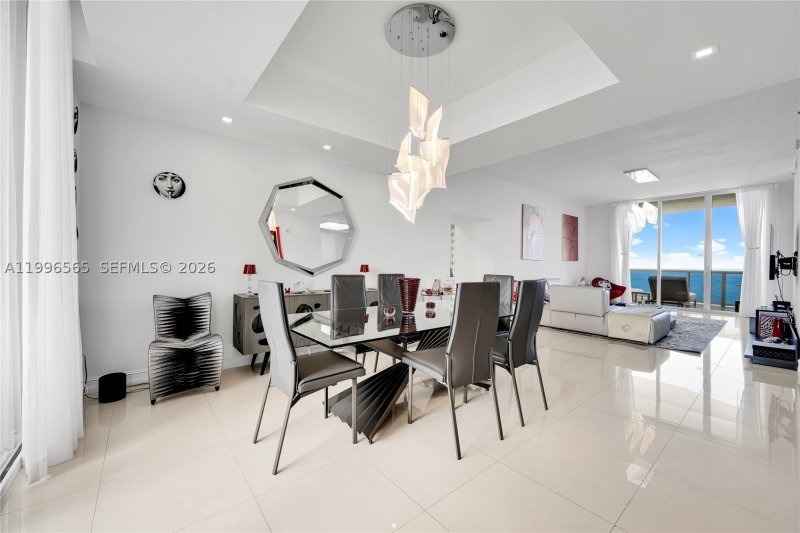 Alquiler de apartamento en Trump Tower Two 2104