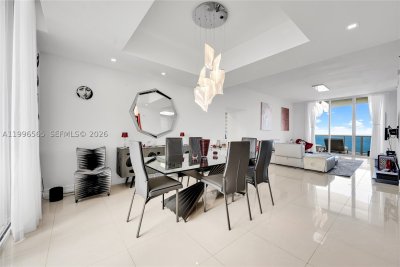 Alquiler de apartamento en Trump Tower Two 2104
