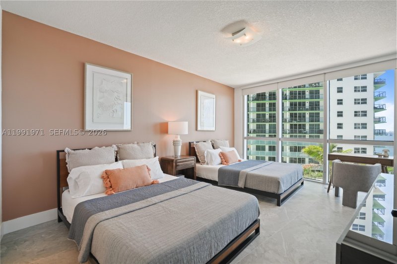 Apartment for rent at Opera Tower 1401