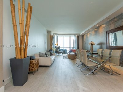 Comprar apartamento no Brickell House Condo 3804