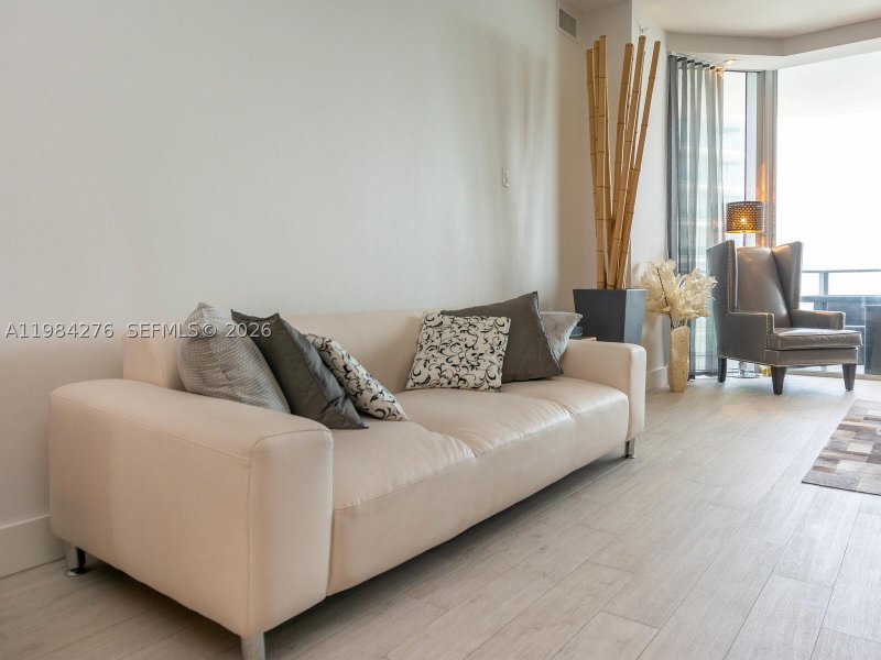 Condo for sale at Brickell House Condo 3804