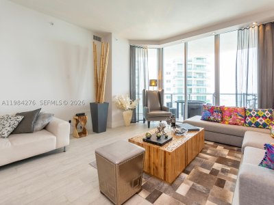 Comprar apartamento no Brickell House Condo 3804
