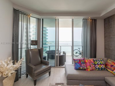 Comprar apartamento no Brickell House Condo 3804