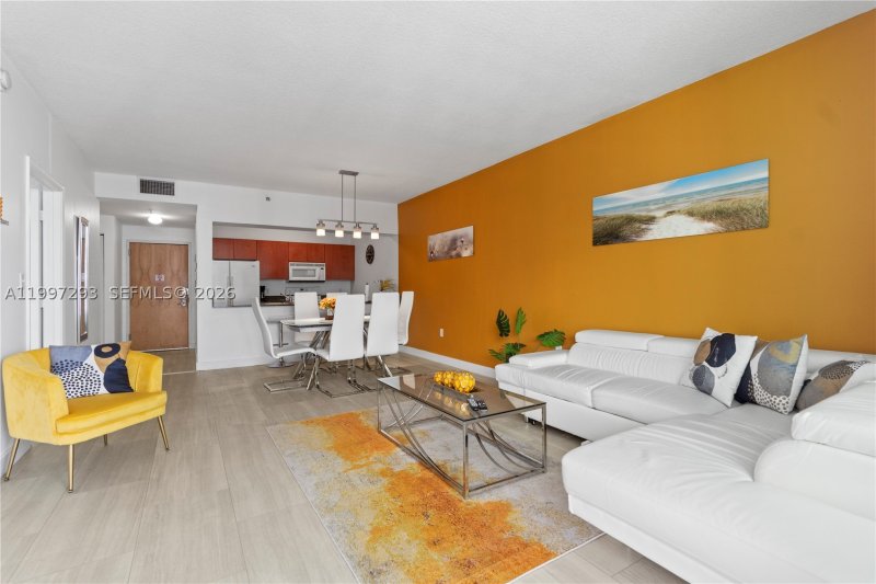 Comprar apartamento no The Club At Brickell Bay PH 4218