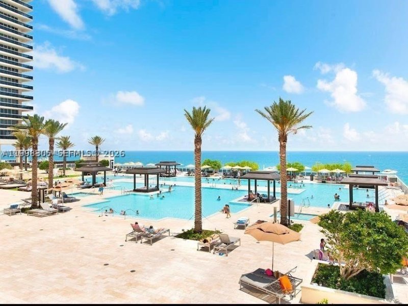 Alquiler de apartamento en Beach Club Two 2011
