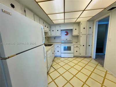 Aluguel de apartamento no Del Prado South Tower 1003